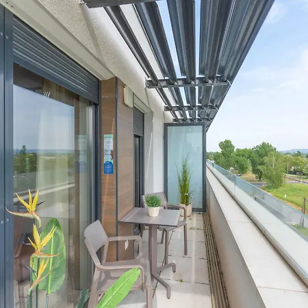 Apartment Lakeside