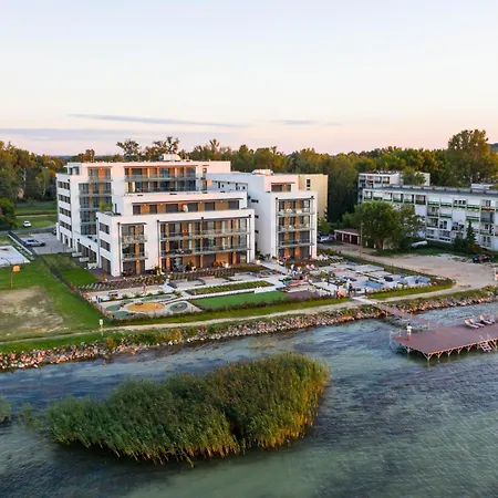 Lakeside Apartment Sunset Resort Фоньод